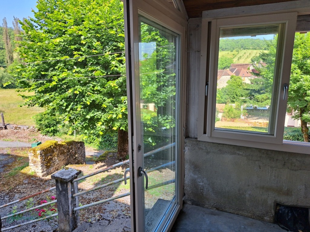 Maison ancienne avec pigeonnier à rénover avec agrandissement de 1970, d’environ 92 m² habitables