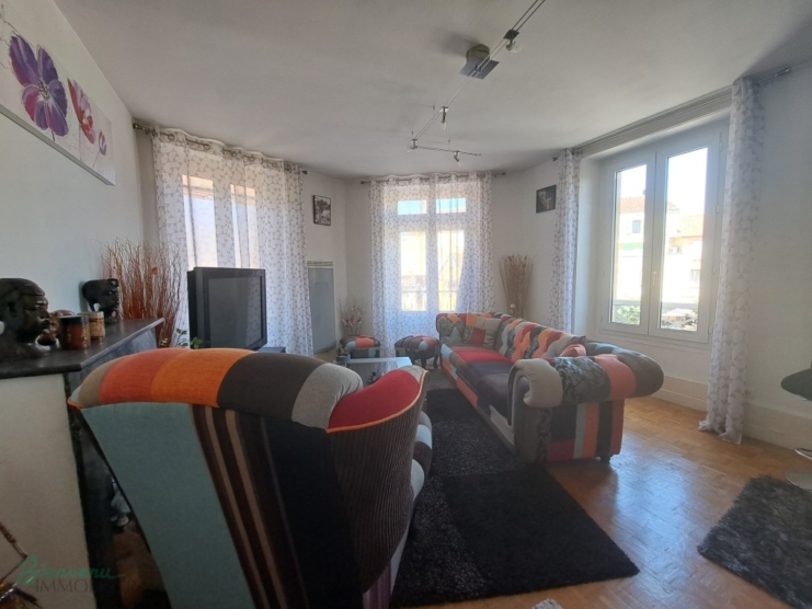 Charmant appartement T4