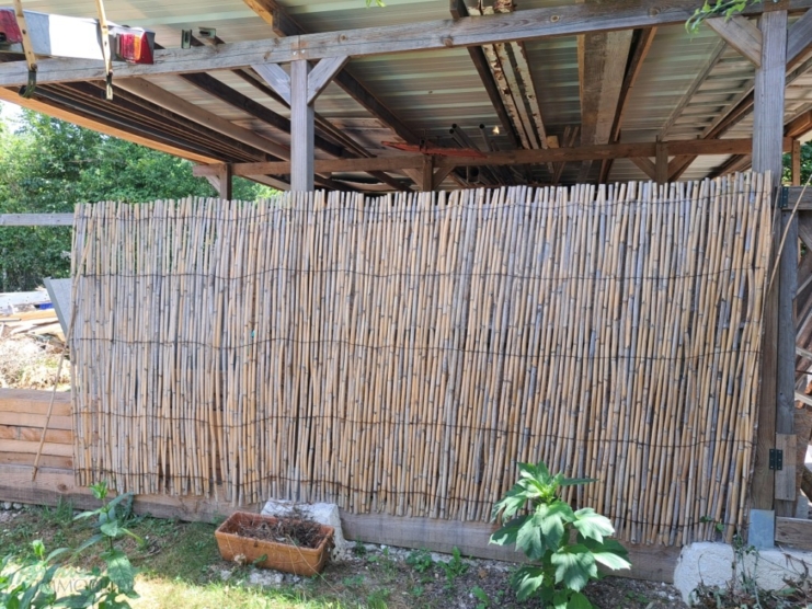 Jolie maison en pierre sur 3 niveaux