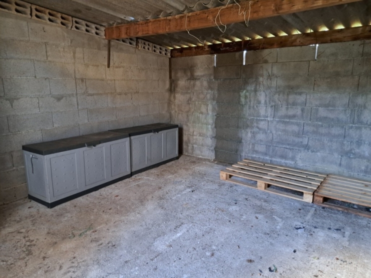 Maison d’habitation sur 2 niveaux à finir d’aménager