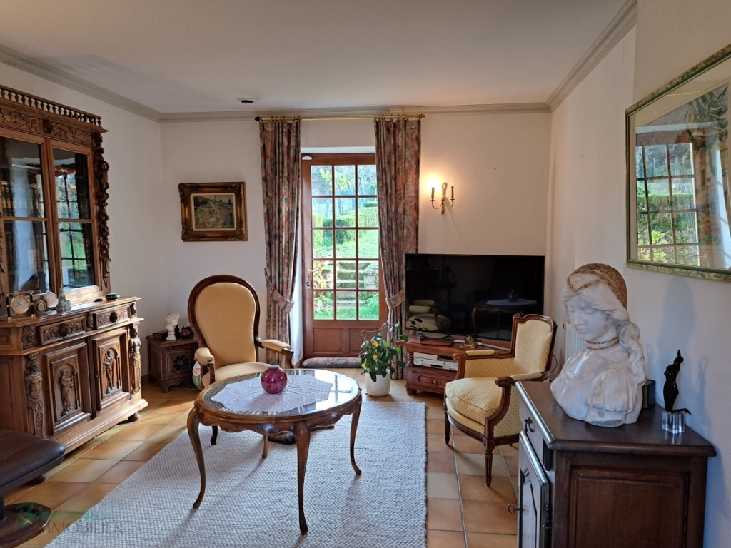 Charmante Maison principale en pierre & Gîte