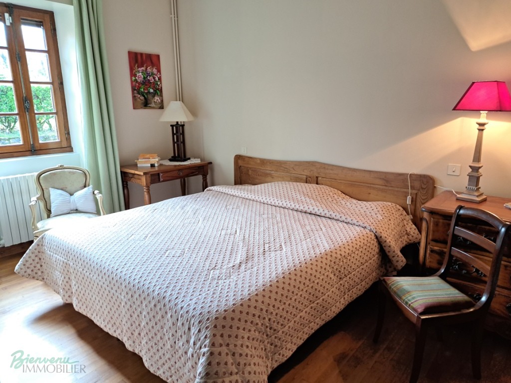 Charmante Maison principale en pierre & Gîte