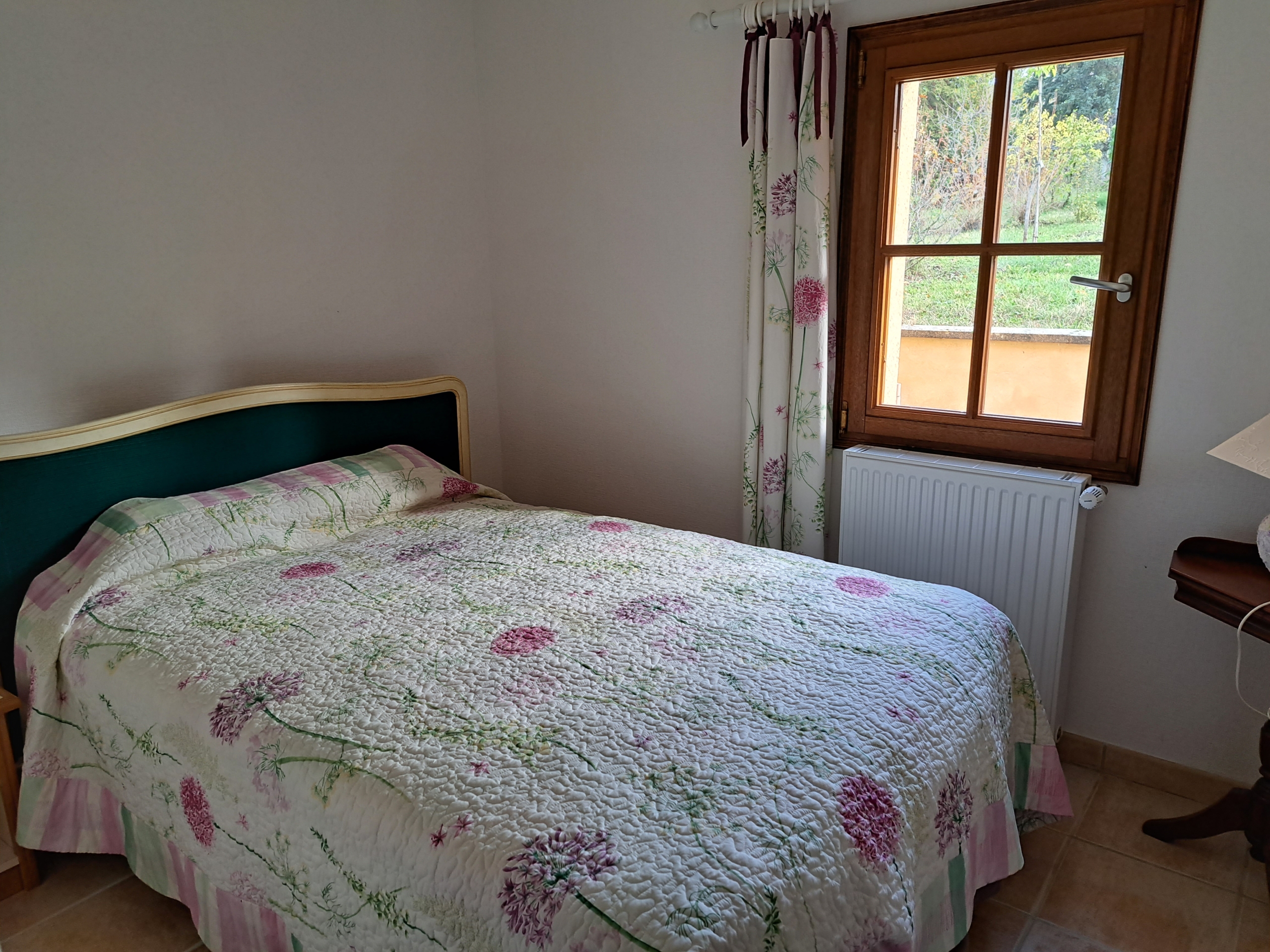 Charmante Maison principale en pierre & Gîte