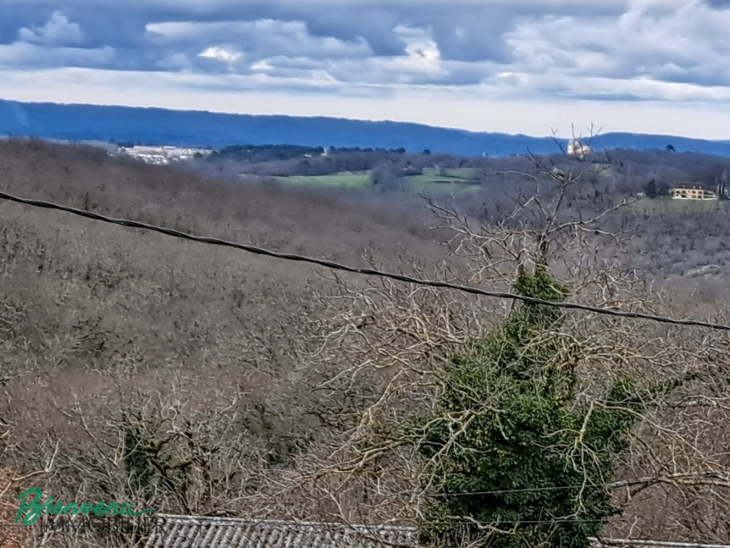 Belle Maison avec jolies vues, sur 2 niveaux