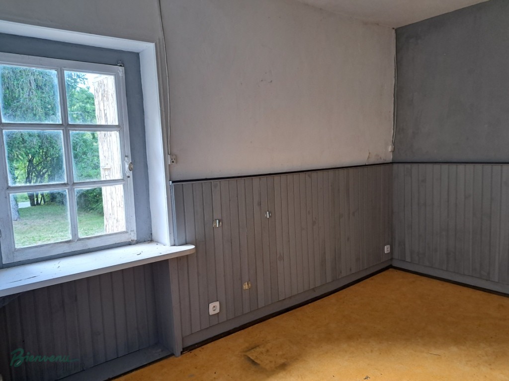 Charmante maison en pierre à rénover
