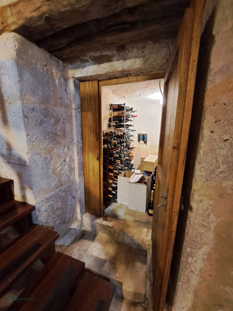 Charmante Maison ancienne en pierre avec pigeonnier de 1770 & petite maison en pierre