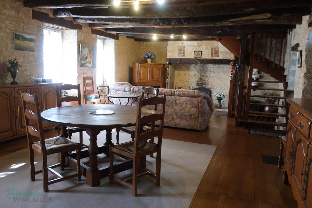 Charmante Maison ancienne en pierre avec pigeonnier de 1770 & petite maison en pierre