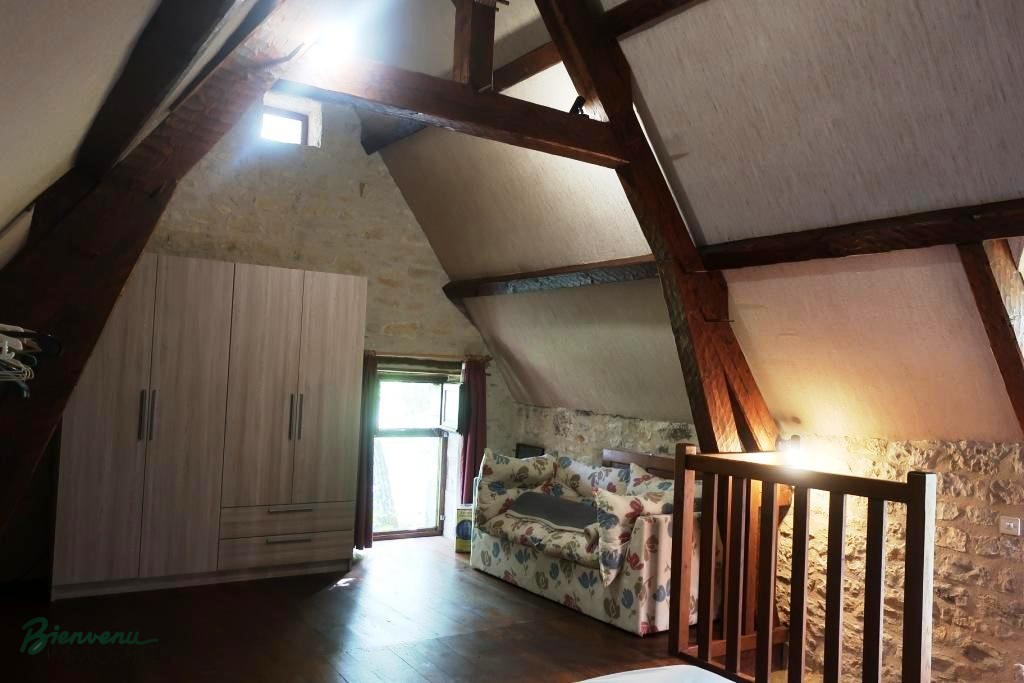 Charmante Maison ancienne en pierre avec pigeonnier de 1770 & petite maison en pierre