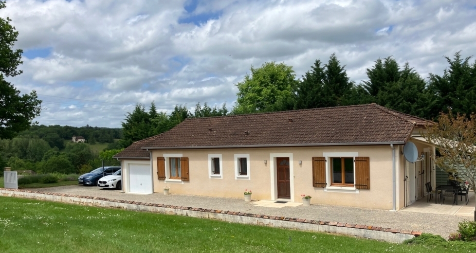 Jolie maison de plain pied avec de belles vues