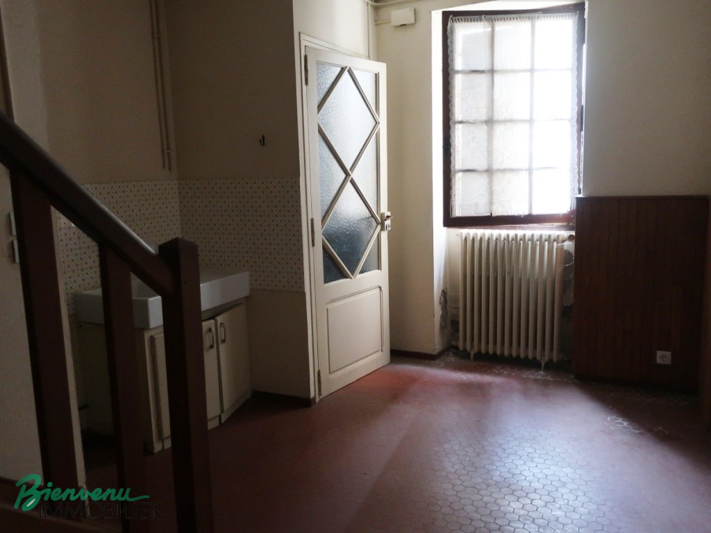 Charmante ensemble immobilier tout en pierre
