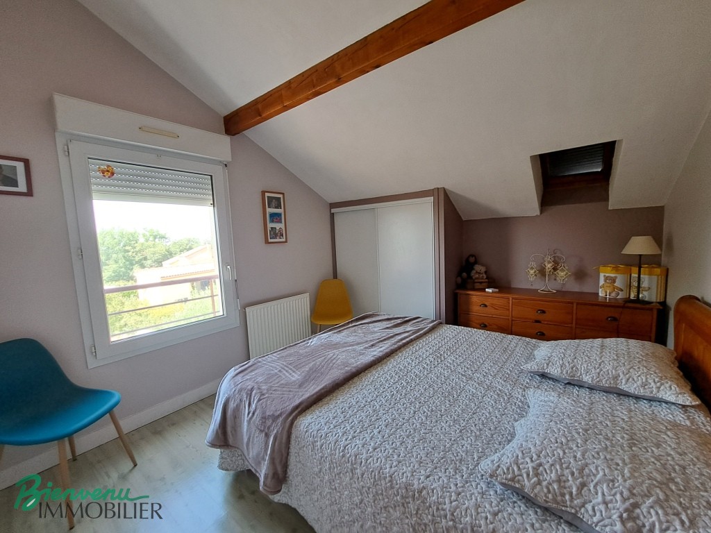 CHARMANTE MAISON CONTEMPORAINE