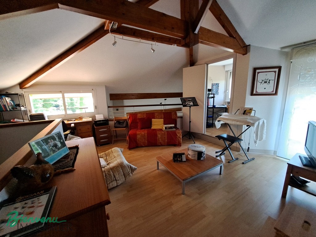 CHARMANTE MAISON CONTEMPORAINE