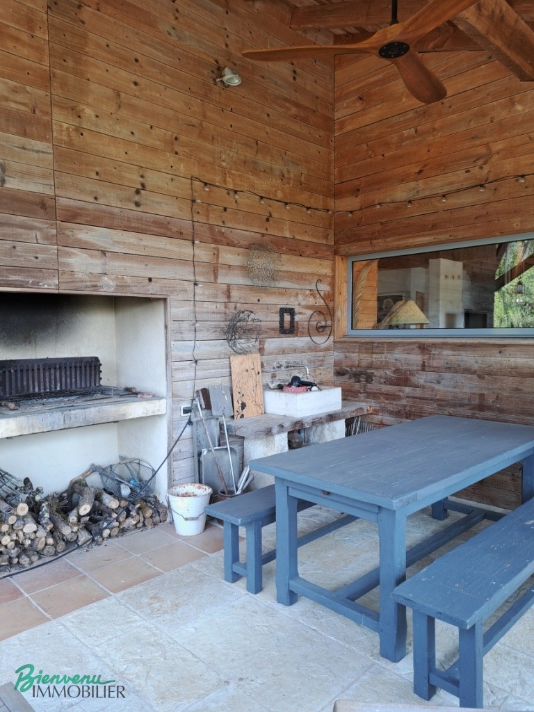 Sur les Hauteurs, au Calme et en Campagne spacieuse et lumineuse Maison d’architecte de plain pied