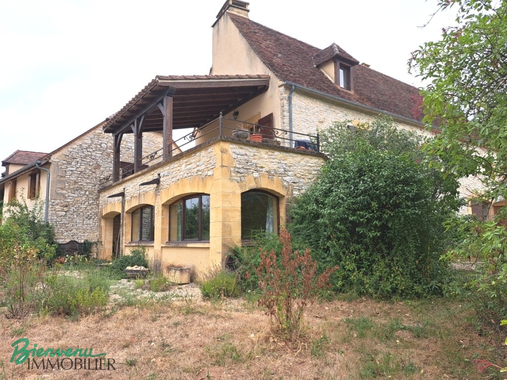 A 10 minutes de Gourdon Deux maisons en Pierre communicantes superbe parc calme